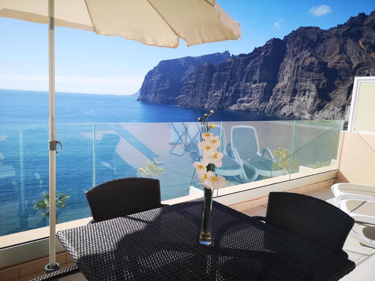 Magnificent Apt. With Sea View, Cliff & Marina Сантъяго-дель-Тейде Экстерьер фото